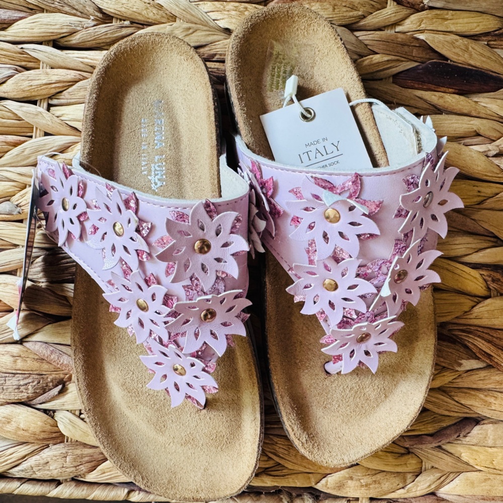 Stylish Pink Floral Sandals